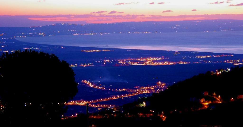 Casa Vacanze Paradiso Leilighet Lamezia Terme Eksteriør bilde